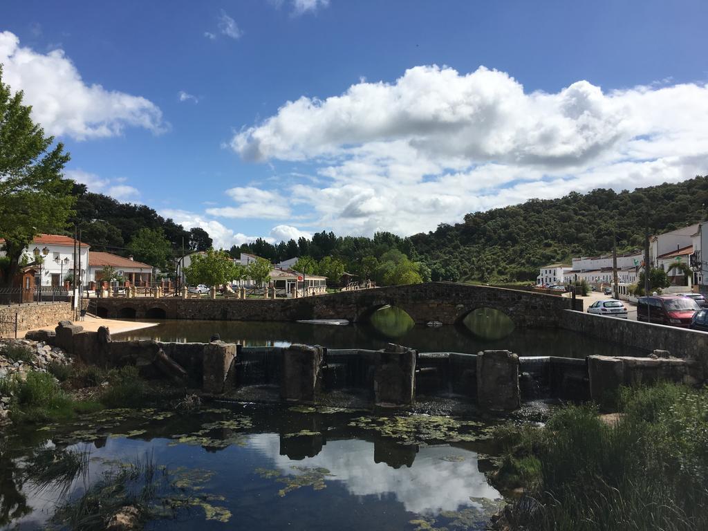 Casa Rural Nacimiento del Huéznar - Tomillo 17 Hostal San Nicolás del Puerto Exterior foto